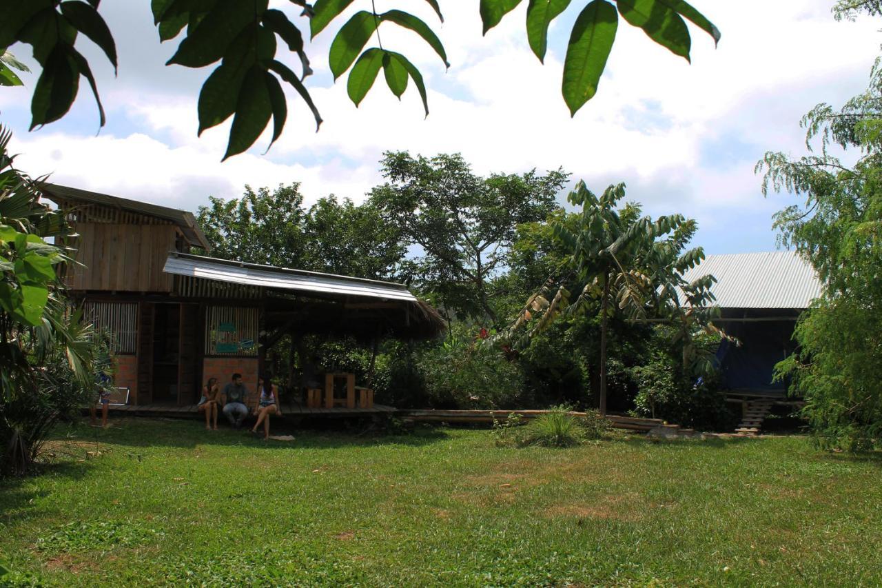 Maracumbo Lodge Mompiche Exterior photo