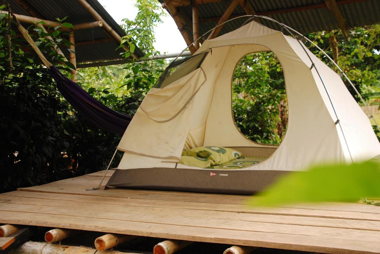 Maracumbo Lodge Mompiche Exterior photo